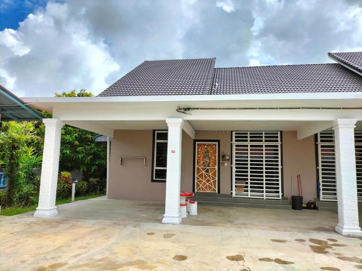 Wipah Guest House In Kampung Lundang, Kota Bharu Extérieur photo