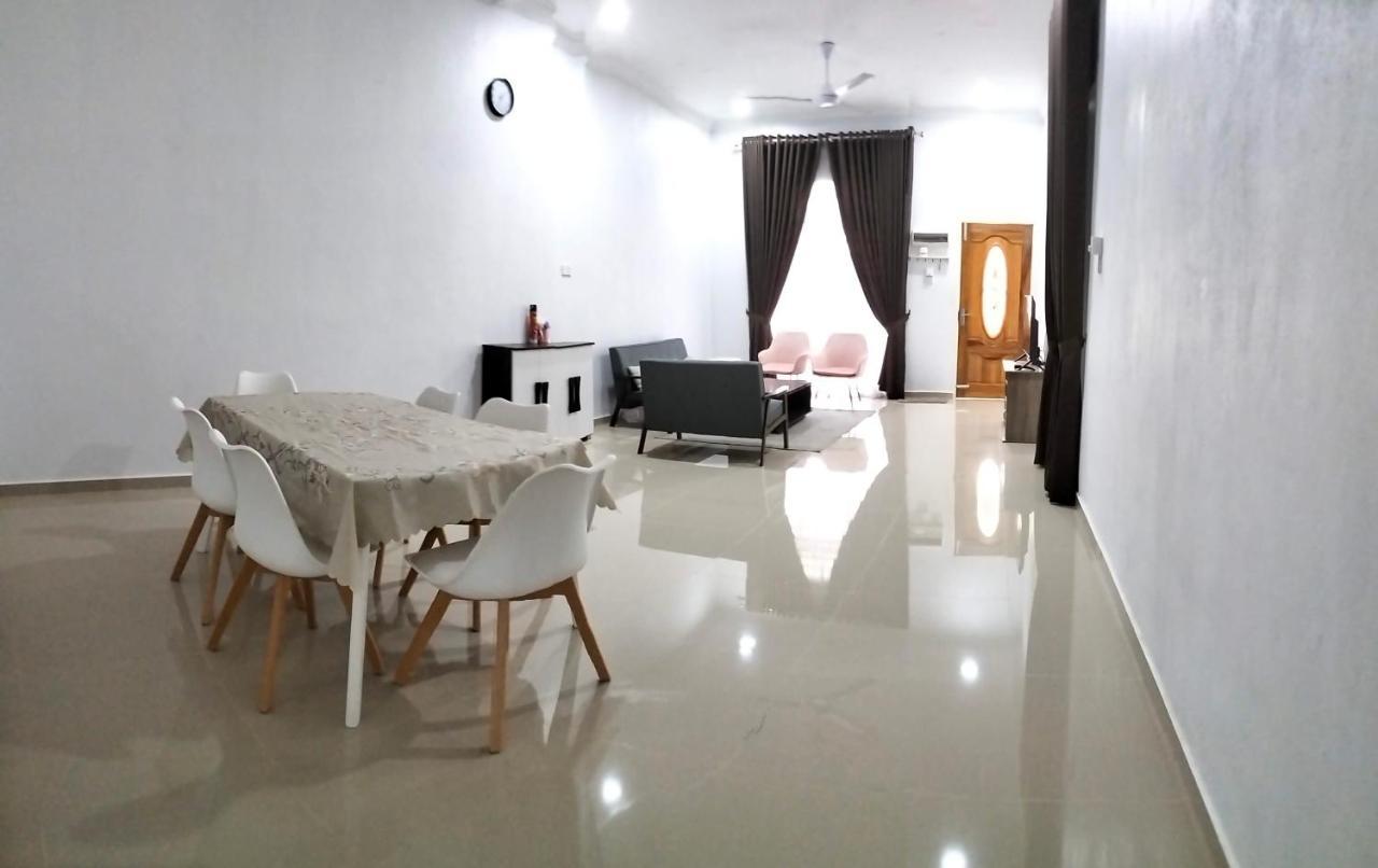 Wipah Guest House In Kampung Lundang, Kota Bharu Extérieur photo